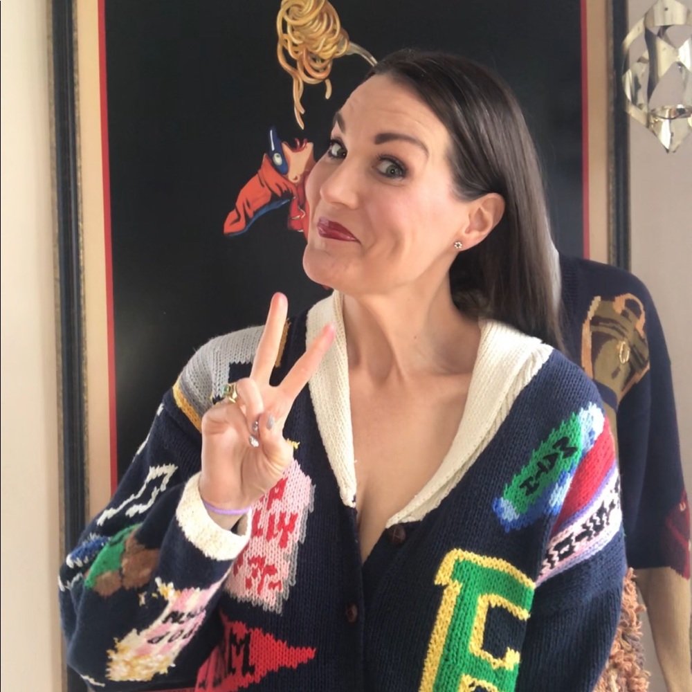 Welcome to Amélie's Armoire - Picture 9 of 16